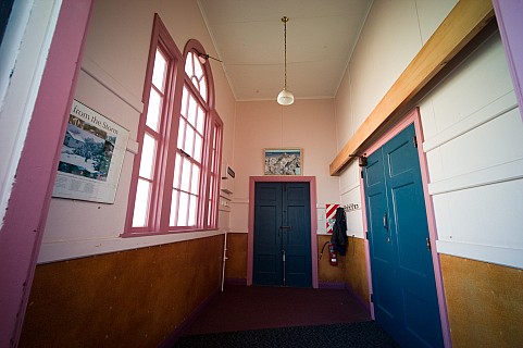 Pre Stained Glass  1
Photo:&nbsp;AJK
Original size:&nbsp;2,362 x 1,572; 684 kB
Filename:&nbsp;'AJK pre stained glass 1'