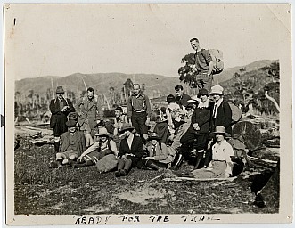 click to see gallery

19qq ttc 006 Ready for the Trail
Original size:&nbsp;2,500 x 1,935; 4,063 kB
Filename:&nbsp;'19qq ttc006 Ready for the Trail'