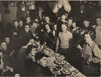 click to see gallery

19qq ttc 208 Celebration
Original size:&nbsp;2,500 x 1,903; 3,334 kB
Filename:&nbsp;'19qq ttc208 Celebration'