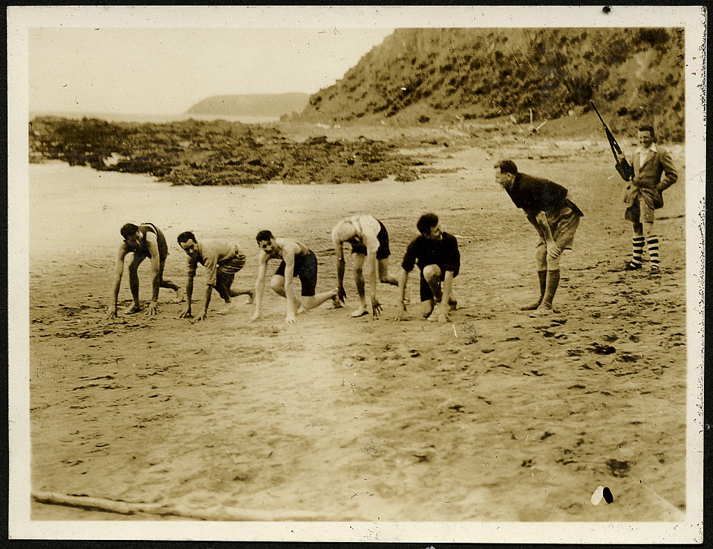 click on the photo to download the original image

19qq ttc488 Beach race