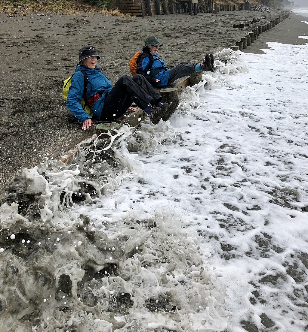 click on the photo to download the original image

HUM TararuaTC Chris Munn Ann and Peggy just surviving the Raumati tsunami