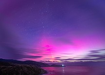 click to see gallery

Aurora over Baring Head 25sec
Photo:&nbsp;Jim Gibbons
Original size:&nbsp;3,470 x 2,478; 3,035 kB
Filename:&nbsp;'LE TararuaTC  Jim Gibbons Aurora over Baring Head 25sec'