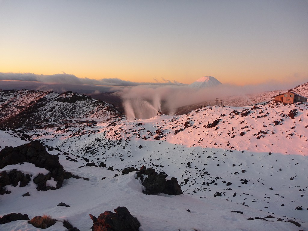 click on the photo to download the original image

2010-07-10 17.17.13 P1010341 Simon