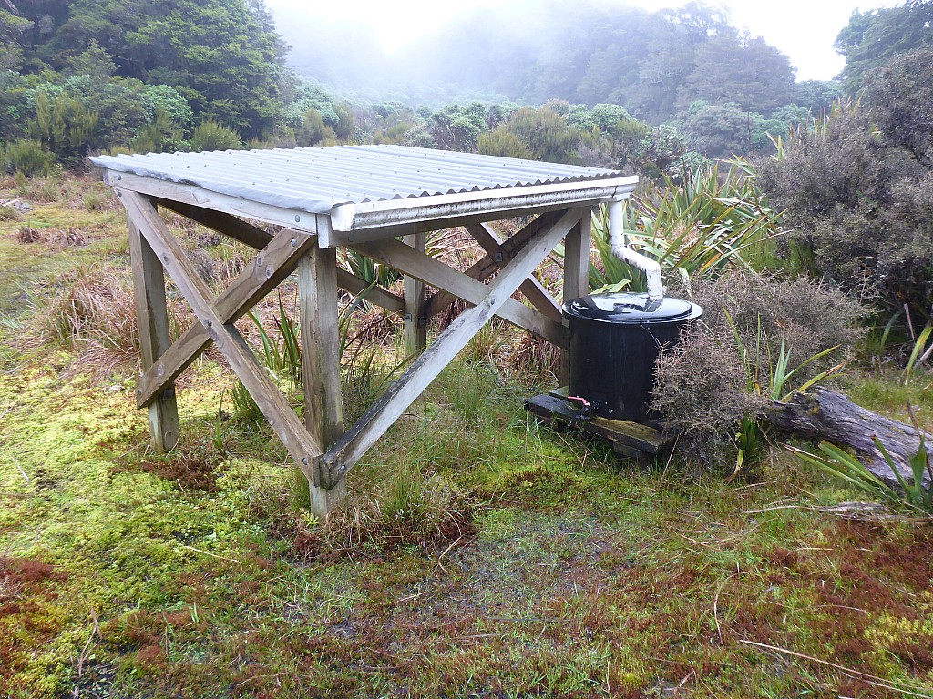 click on the photo to download the original image

2020 Oriwa Lake Hollow water collector