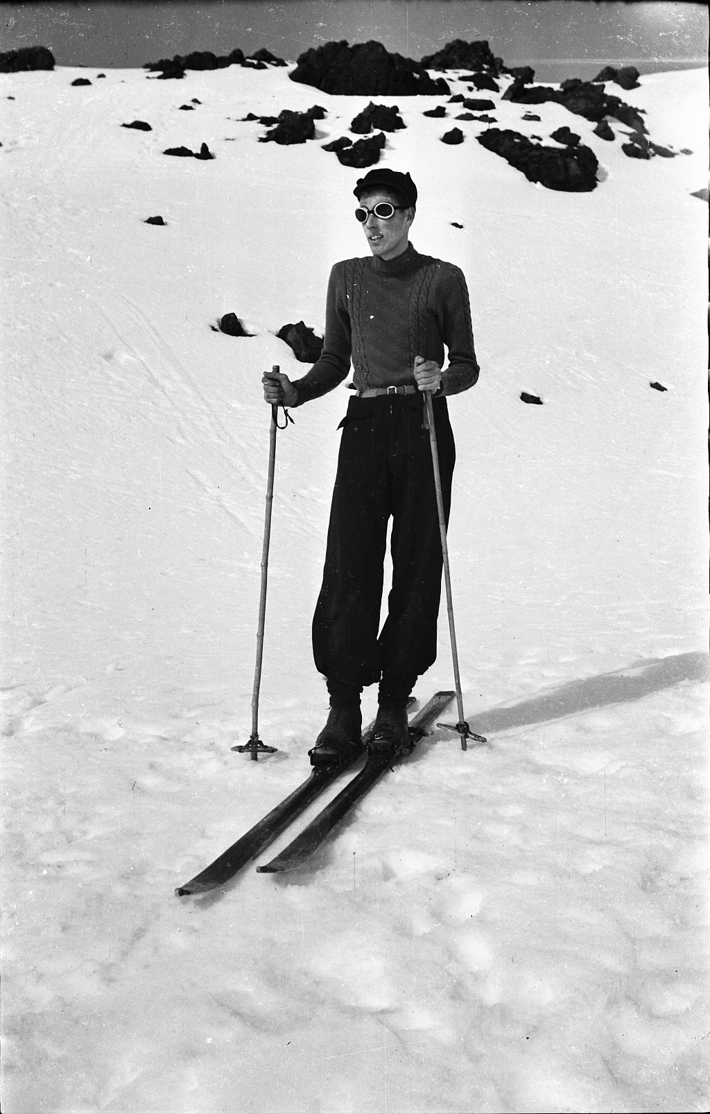 click on the photo to download the original image

AlexMarks5