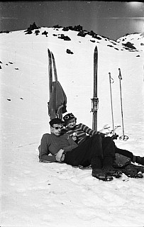 Alex Marks 7
Original size:&nbsp;2,616 x 4,124; 1,213 kB
Filename:&nbsp;'AlexMarks7'