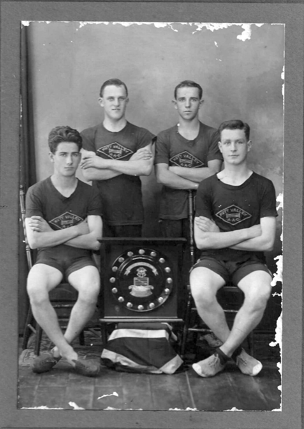 click on the photo to download the original image

1923-Vosseler-winners