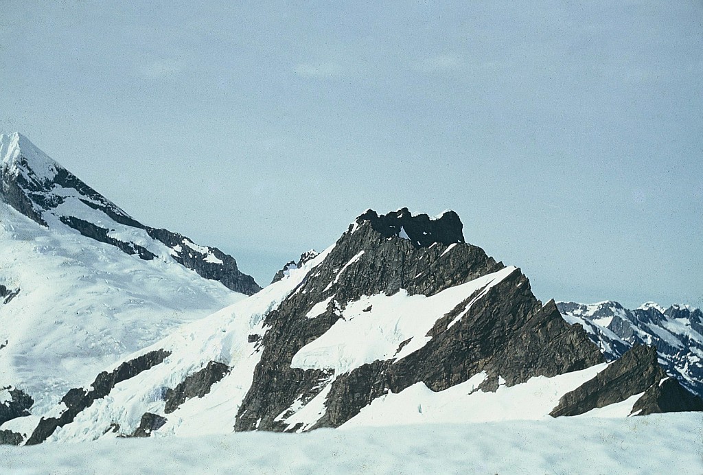 click on the photo to download the original image

000045