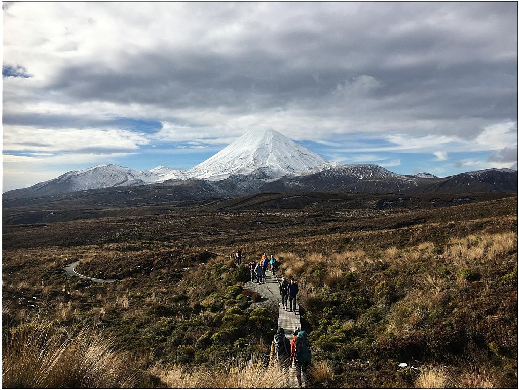 click on the photo to download the original image

Ruapehu2
