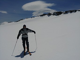 20191026_115357 Jim west of the West Ridge Quad base.jpg: 4160x3120, 4101k (2021 Jan 18 22:07)