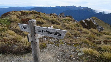 HoldsworthBN1.jpg: 848x476, 164k (2022 Apr 13 22:27)
