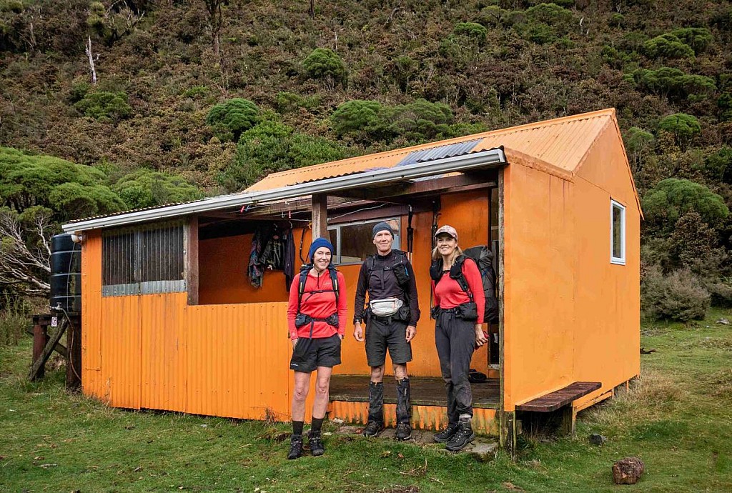 click on the photo to download the original image

CattleCreek1