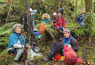 Marchant 4
Original size:&nbsp;1,061 x 723; 503 kB
Filename:&nbsp;'Marchant4'