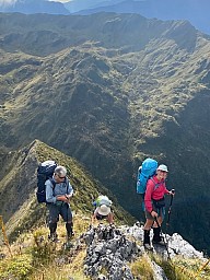 Top of steep ascent into the saddle under South Twin
Original size:&nbsp;480 x 640; 145 kB
Filename:&nbsp;'Top of steep ascent into the saddle under South Twin'