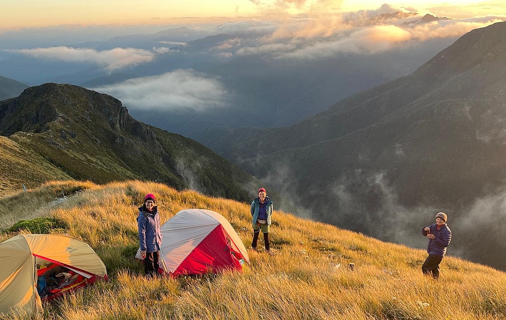 click on the photo to download the original image

Camp on Paddys Spur