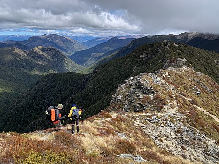 LC 10
Photo:&nbsp;'2025 Oct 25 13:16'
Original size:&nbsp;4,032 x 3,024; 7,892 kB
Filename:&nbsp;'LC10'