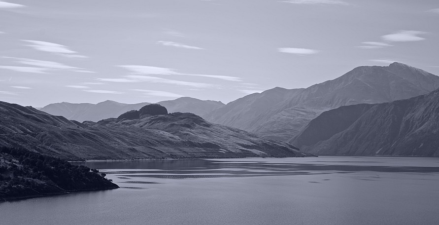 Lake Wanaka
Photo: Alison Davis
; '2014 Sep 04 12:02'
Original size: 4,764 x 2,437; 1,952 kB