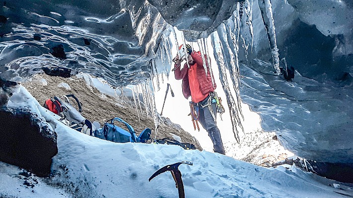 click to see gallery

Ice Caving on Ruapehu
Photo: Kobus Boshoff
; '2024 May 19 11:04'
Original size: 3,343 x 1,882; 1,939 kB
Filename: 
