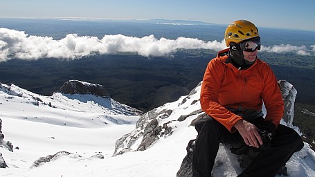 click to see gallery


Photo: '2025 Sep 19 23:12'
Original size: 2,816 x 1,584; 934 kB
Filename: 'IMG_0987'